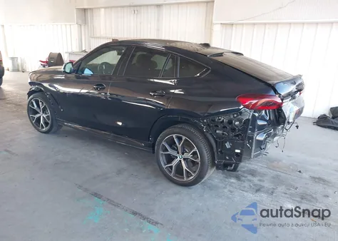 2024 BMW X6 xDrive40I z USA, uszkodzony, nr VIN 5UX33EX02R9U97955